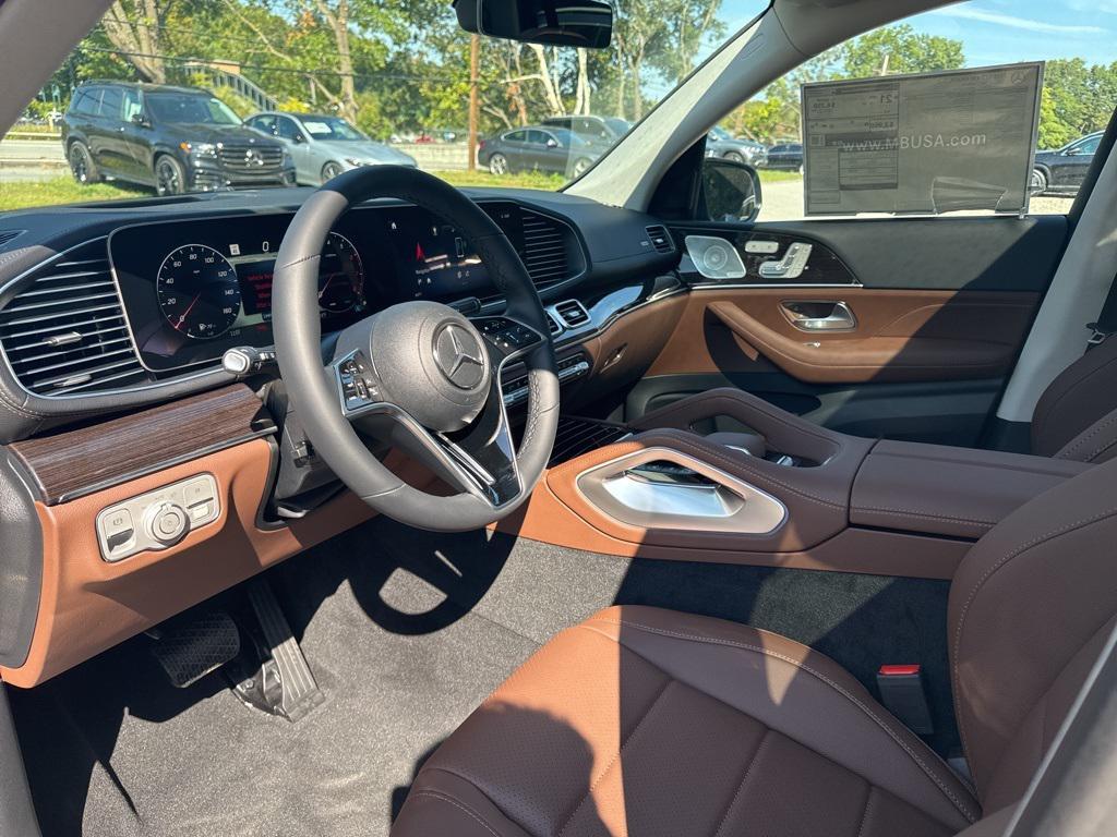 new 2026 Mercedes-Benz GLS 450 car, priced at $93,150