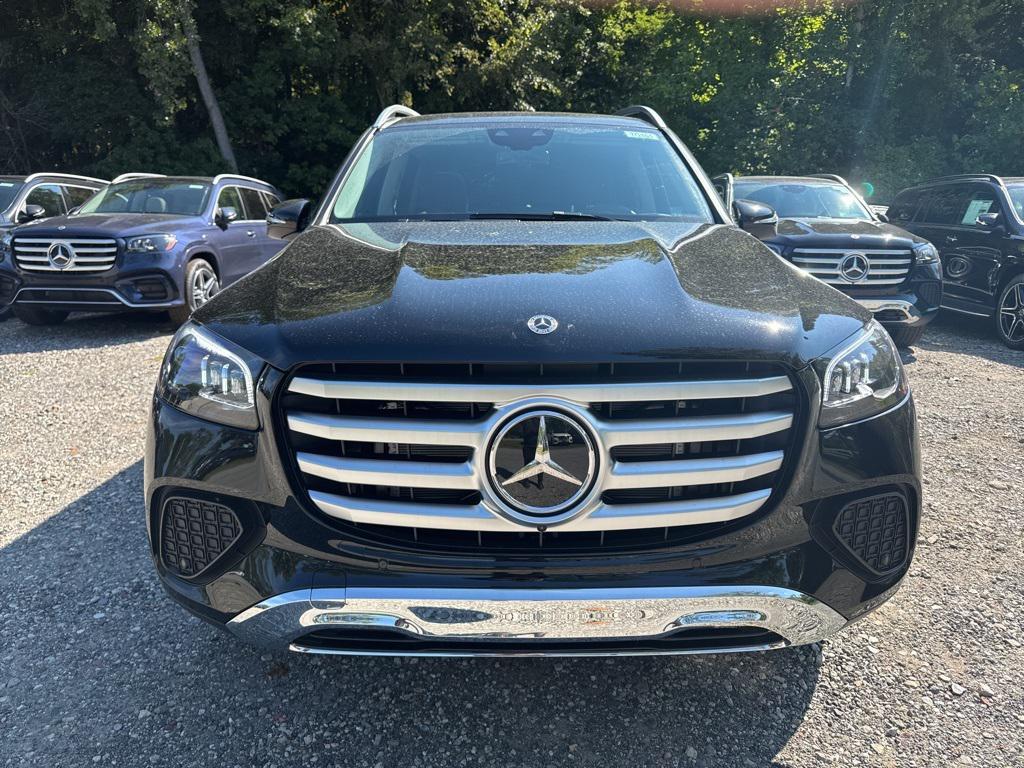 new 2026 Mercedes-Benz GLS 450 car, priced at $93,150