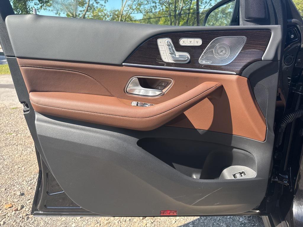new 2026 Mercedes-Benz GLS 450 car, priced at $93,150