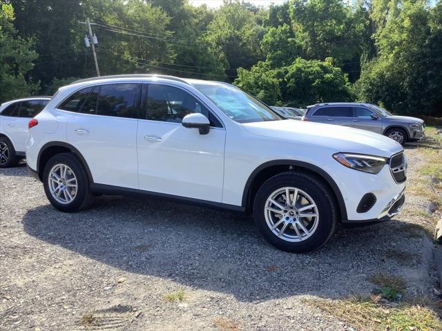 new 2025 Mercedes-Benz GLC 300 car, priced at $56,655