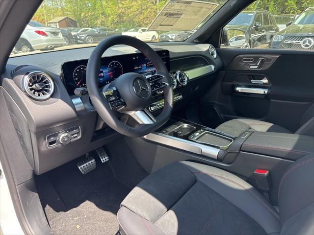 new 2025 Mercedes-Benz GLB 250 car, priced at $54,840