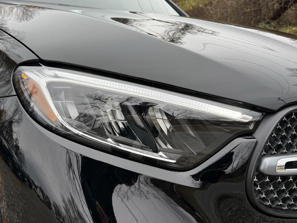 new 2026 Mercedes-Benz GLC 300 car, priced at $58,870