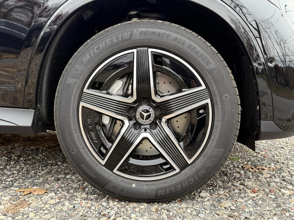 new 2026 Mercedes-Benz GLC 300 car, priced at $58,870