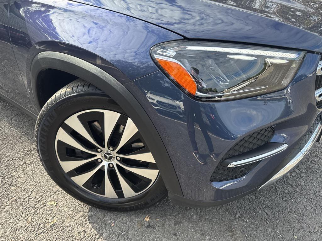 used 2025 Mercedes-Benz GLE 350 car, priced at $59,999