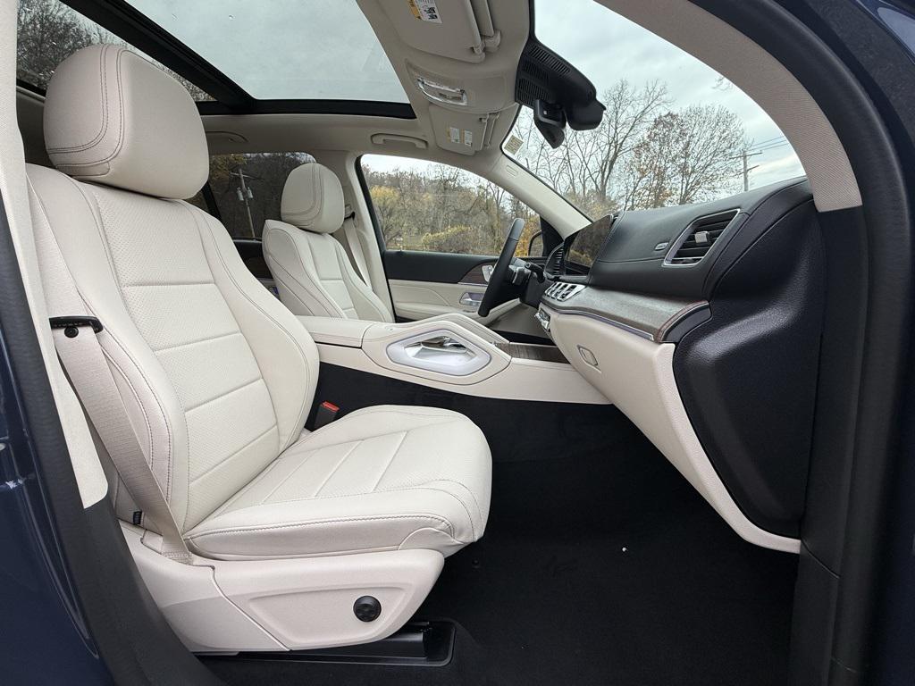 new 2026 Mercedes-Benz GLE 350 car, priced at $74,835