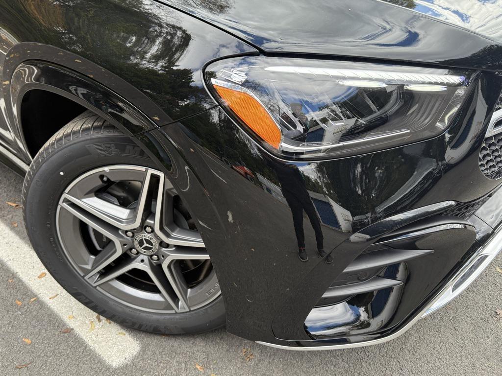 new 2026 Mercedes-Benz GLE 450 car, priced at $77,505