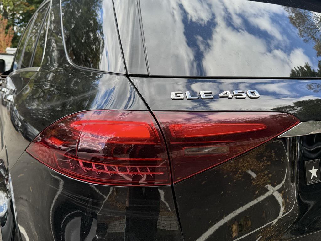new 2026 Mercedes-Benz GLE 450 car, priced at $77,505