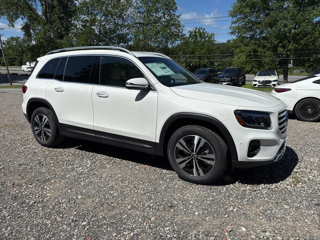 new 2025 Mercedes-Benz GLB 250 car, priced at $49,595