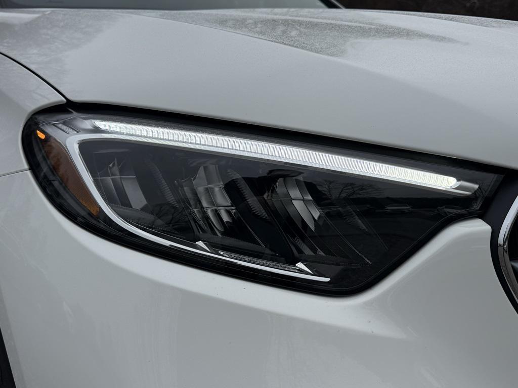 new 2026 Mercedes-Benz GLC 300 car, priced at $57,085