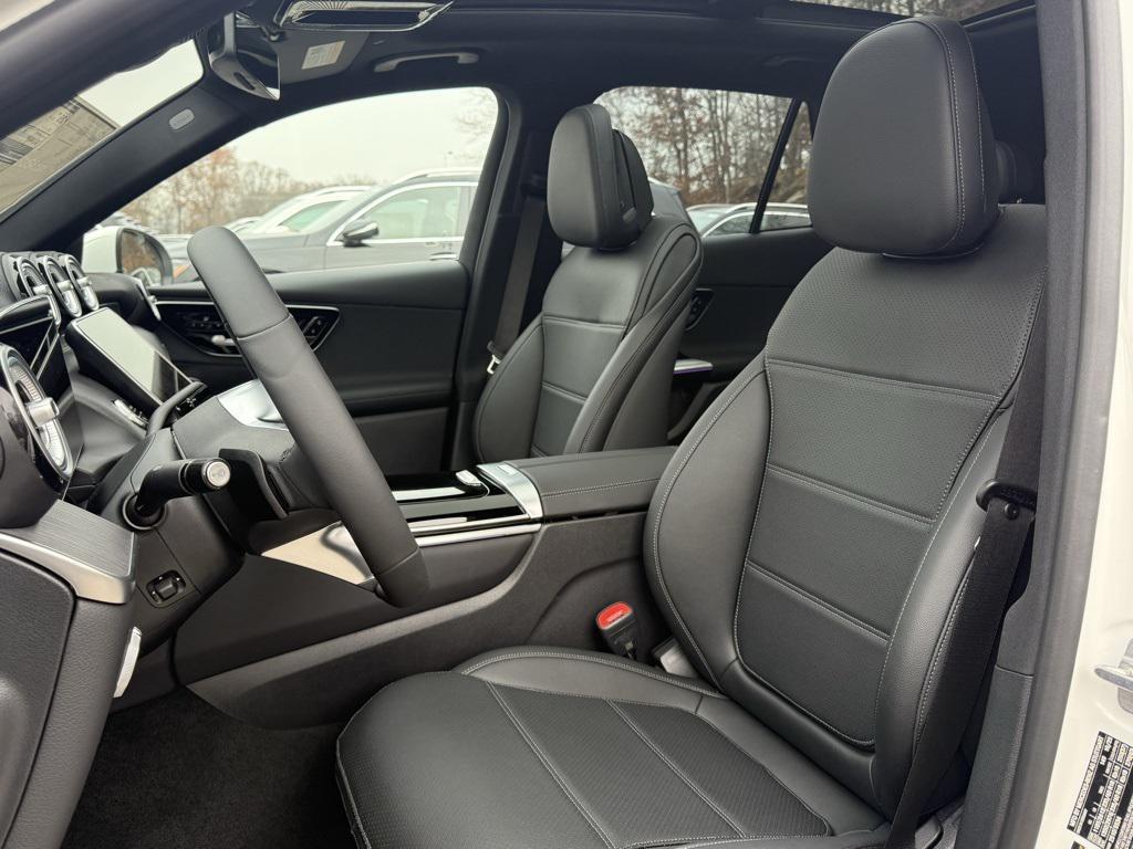 new 2026 Mercedes-Benz GLC 300 car, priced at $57,085