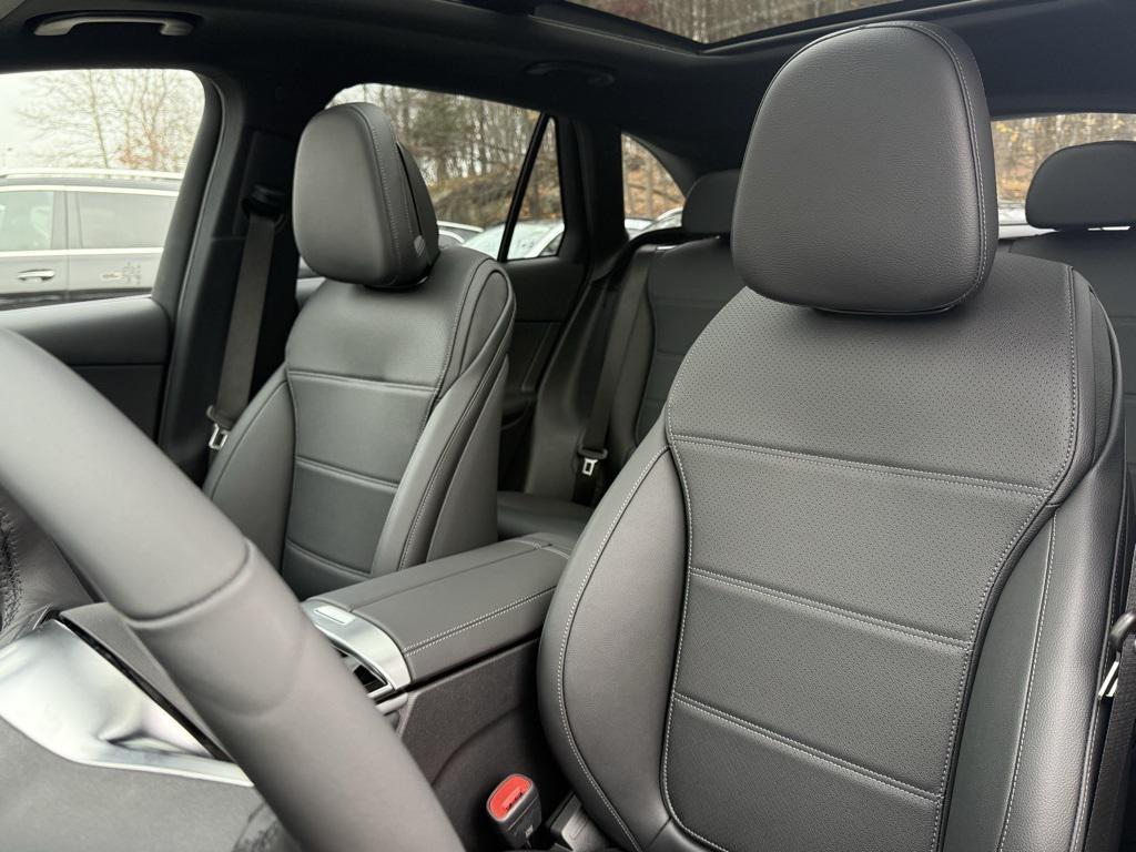 new 2026 Mercedes-Benz GLC 300 car, priced at $57,085