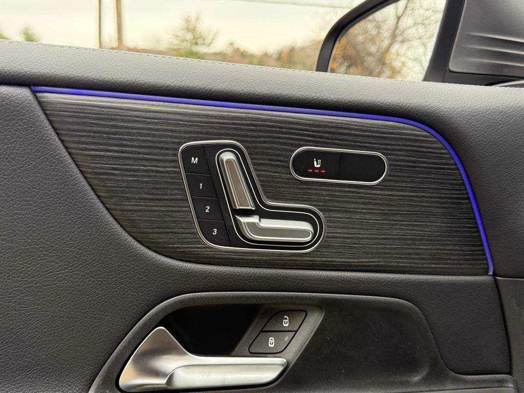 new 2026 Mercedes-Benz GLB 250 car, priced at $53,465