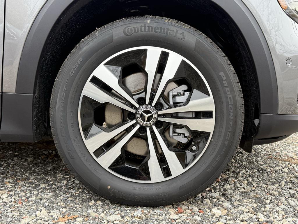 new 2026 Mercedes-Benz GLB 250 car, priced at $53,465