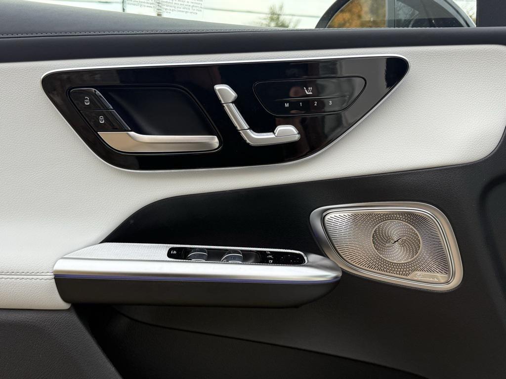 new 2026 Mercedes-Benz GLC 300 car, priced at $60,735