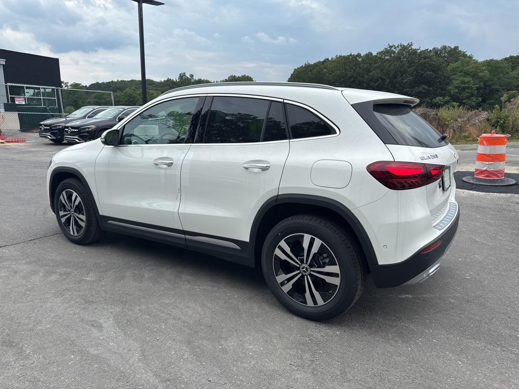 new 2026 Mercedes-Benz GLA 250 car, priced at $48,635