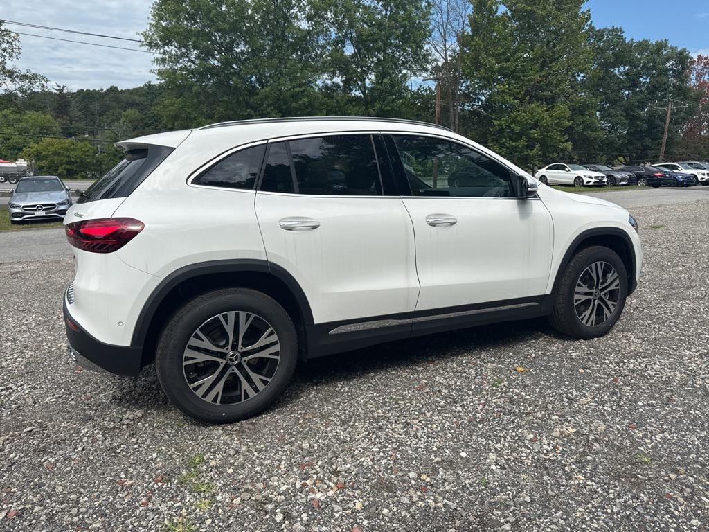 new 2026 Mercedes-Benz GLA 250 car, priced at $50,425