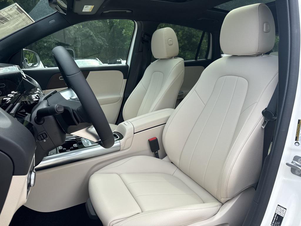 new 2026 Mercedes-Benz GLA 250 car, priced at $50,425