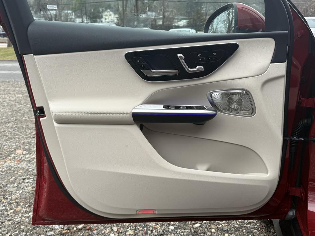 new 2026 Mercedes-Benz GLC 300 car, priced at $59,620