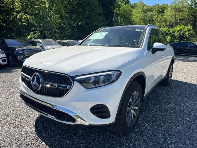 new 2025 Mercedes-Benz GLC 300 car, priced at $54,185