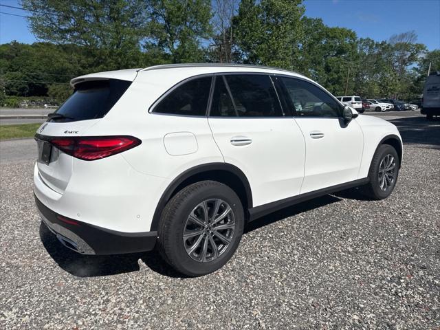 new 2025 Mercedes-Benz GLC 300 car, priced at $54,185