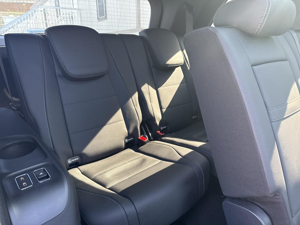 new 2025 Mercedes-Benz GLS 450 car, priced at $95,865