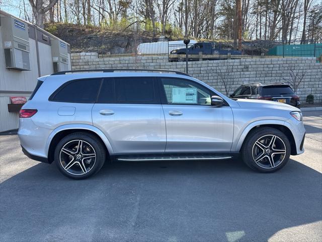 new 2025 Mercedes-Benz GLS 450 car, priced at $95,865