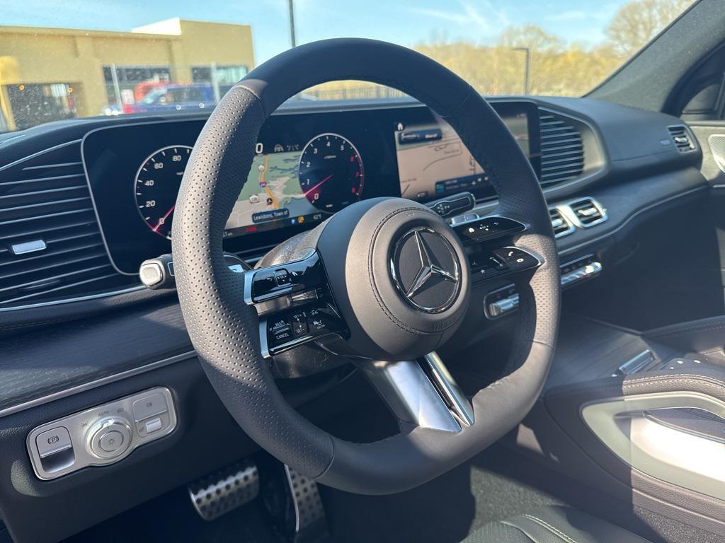 new 2025 Mercedes-Benz GLS 450 car, priced at $95,865