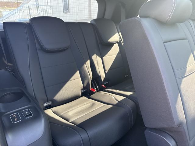new 2025 Mercedes-Benz GLS 450 car, priced at $95,865