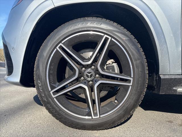 new 2025 Mercedes-Benz GLS 450 car, priced at $95,865