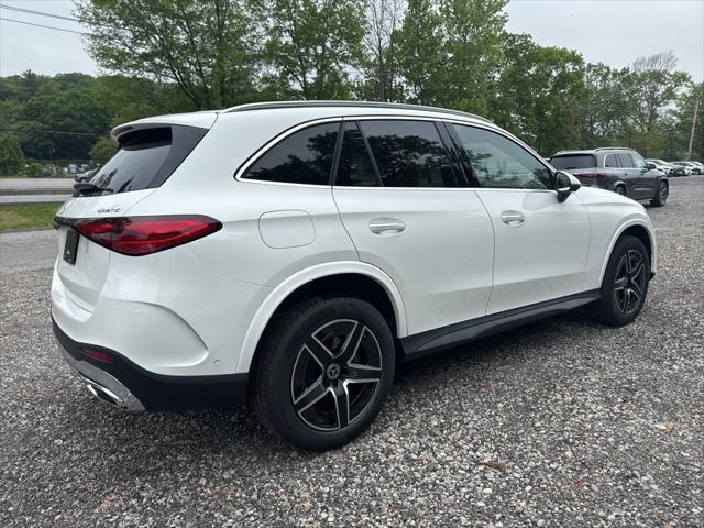 new 2025 Mercedes-Benz GLC 300 car, priced at $60,005