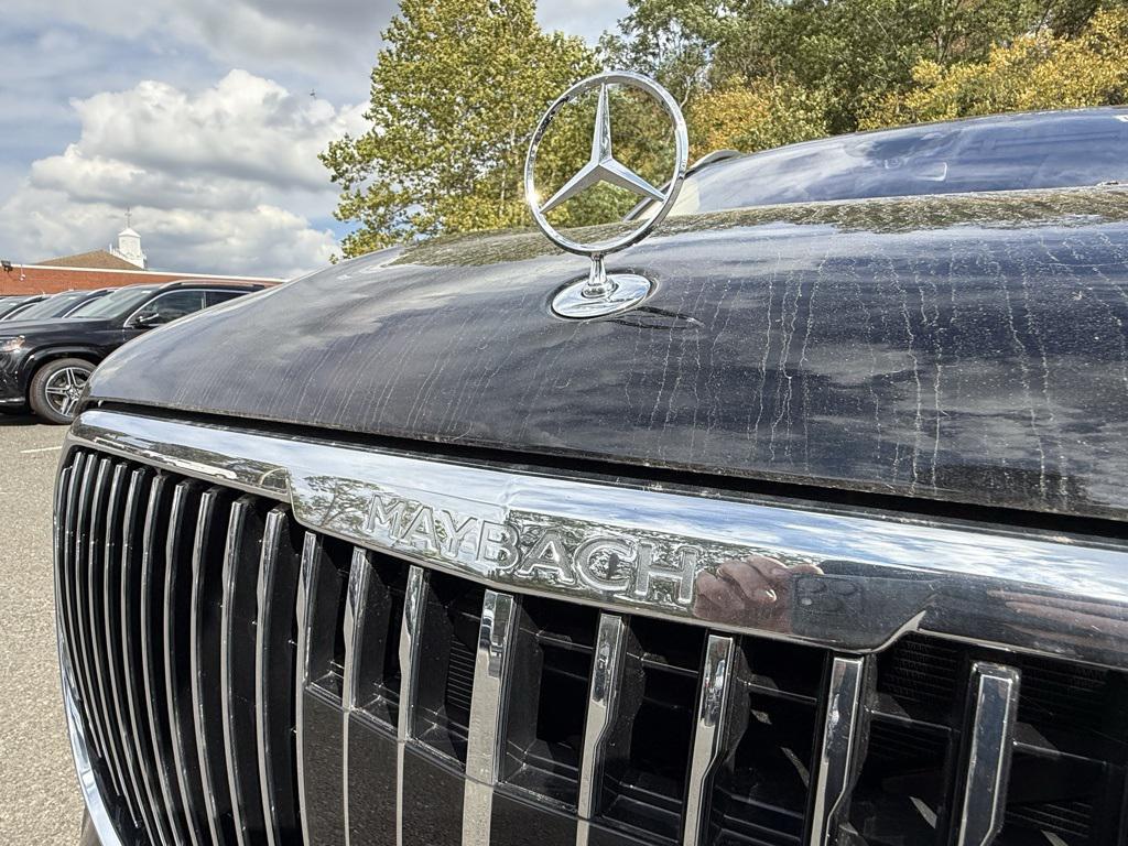 new 2025 Mercedes-Benz Maybach GLS 600 car, priced at $194,150