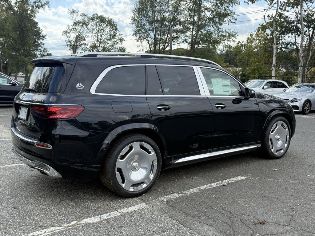 new 2025 Mercedes-Benz Maybach GLS 600 car, priced at $194,150