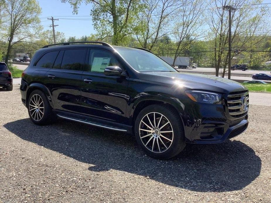 new 2024 Mercedes-Benz GLS 580 car, priced at $114,860