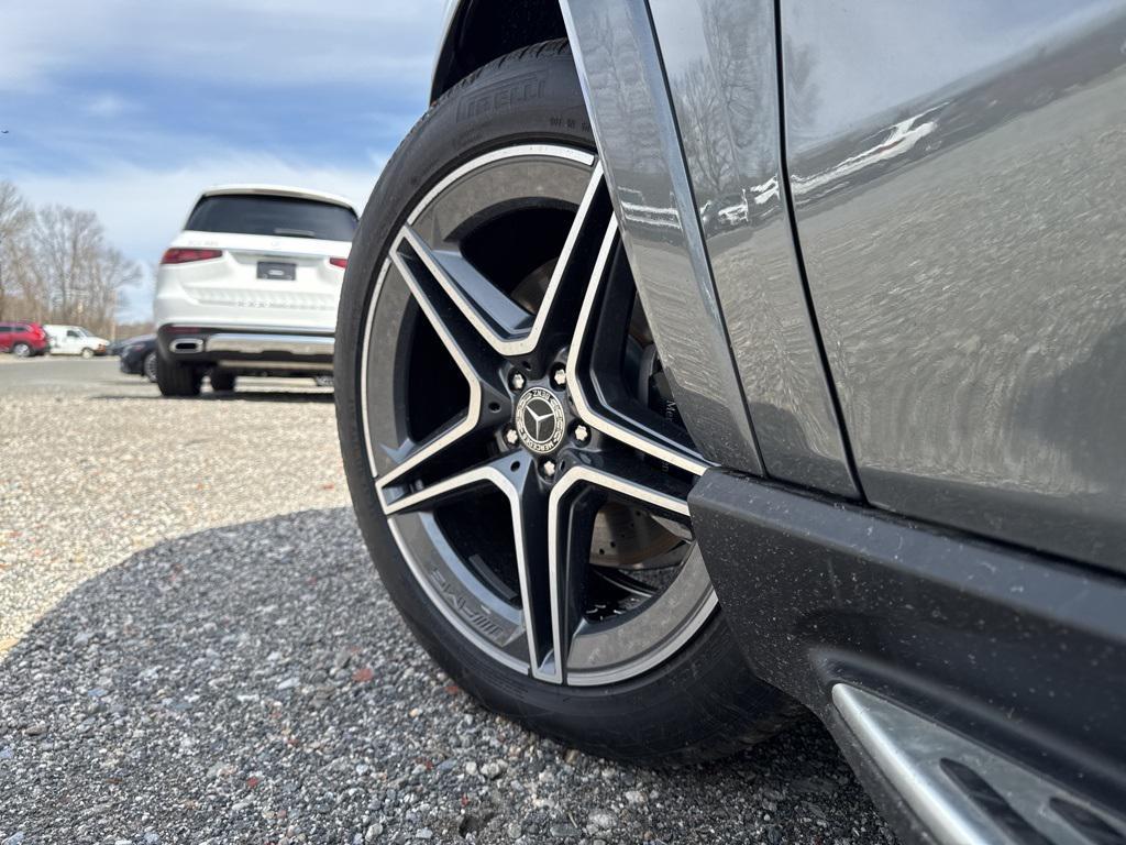 new 2025 Mercedes-Benz GLS 450 car, priced at $95,685