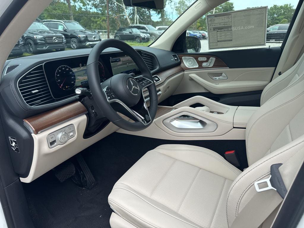new 2026 Mercedes-Benz GLS 450 car, priced at $92,500