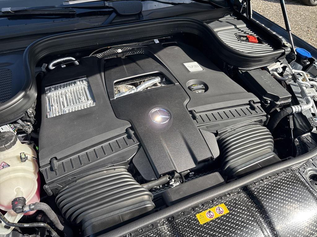 new 2026 Mercedes-Benz GLS 580 car, priced at $119,245