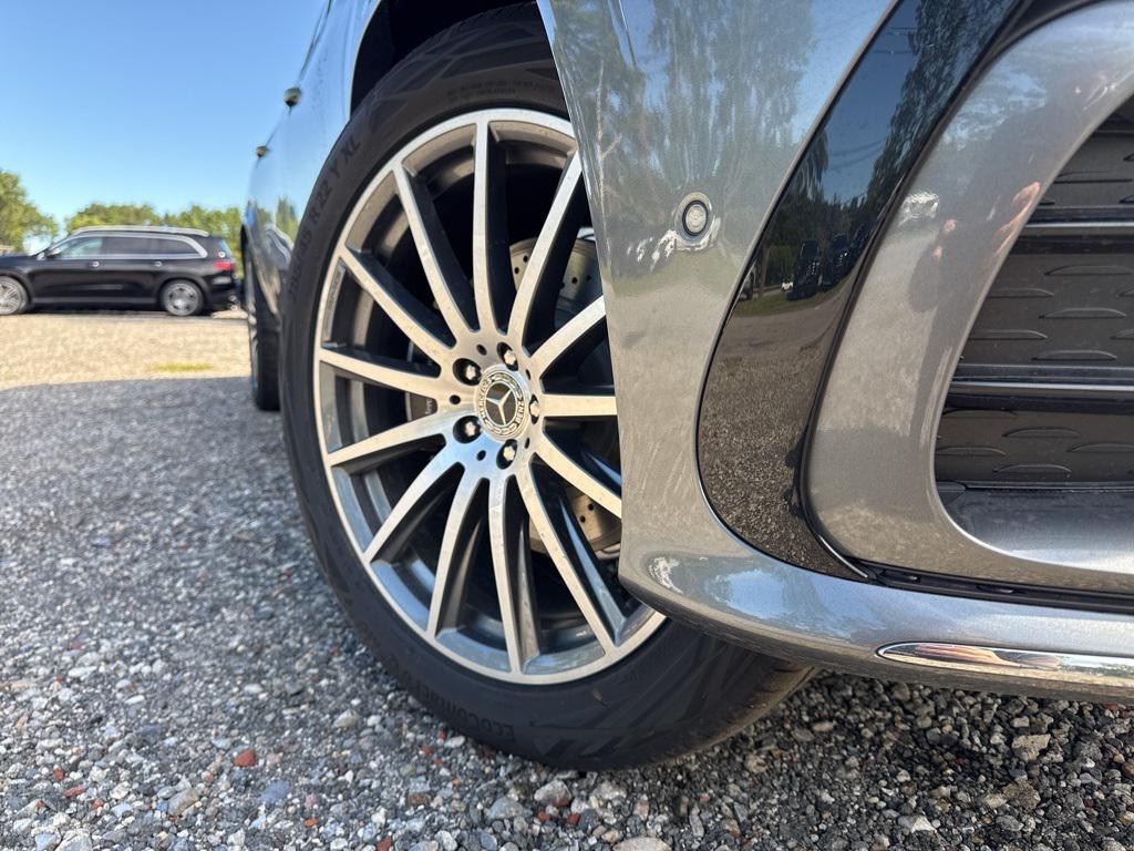 new 2026 Mercedes-Benz GLS 580 car, priced at $119,245