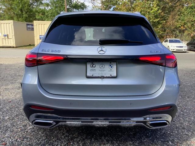 new 2025 Mercedes-Benz GLC 300 car, priced at $60,705