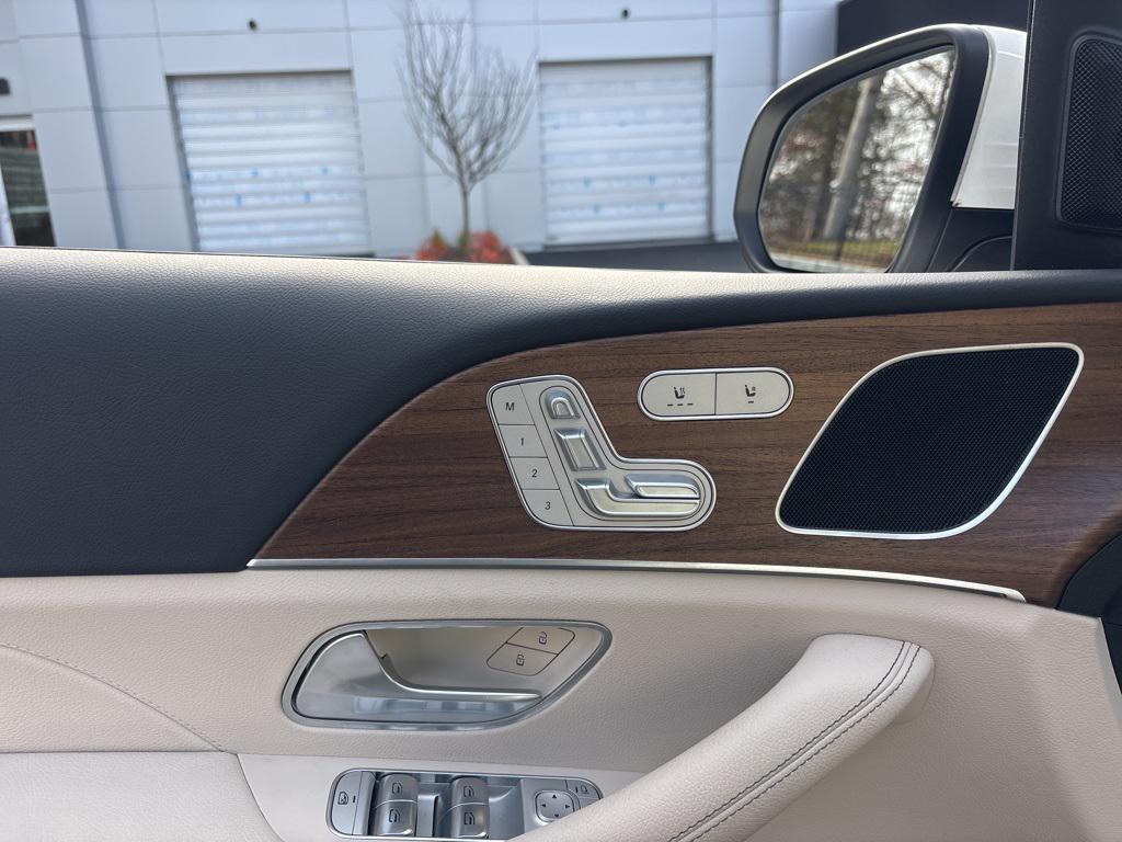 used 2025 Mercedes-Benz GLE 350 car, priced at $61,999