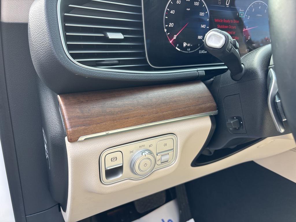 used 2025 Mercedes-Benz GLE 350 car, priced at $61,999