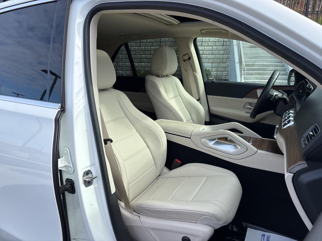 used 2025 Mercedes-Benz GLE 350 car, priced at $61,999