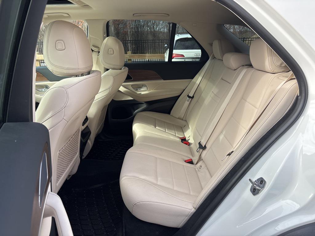 used 2025 Mercedes-Benz GLE 350 car, priced at $61,999