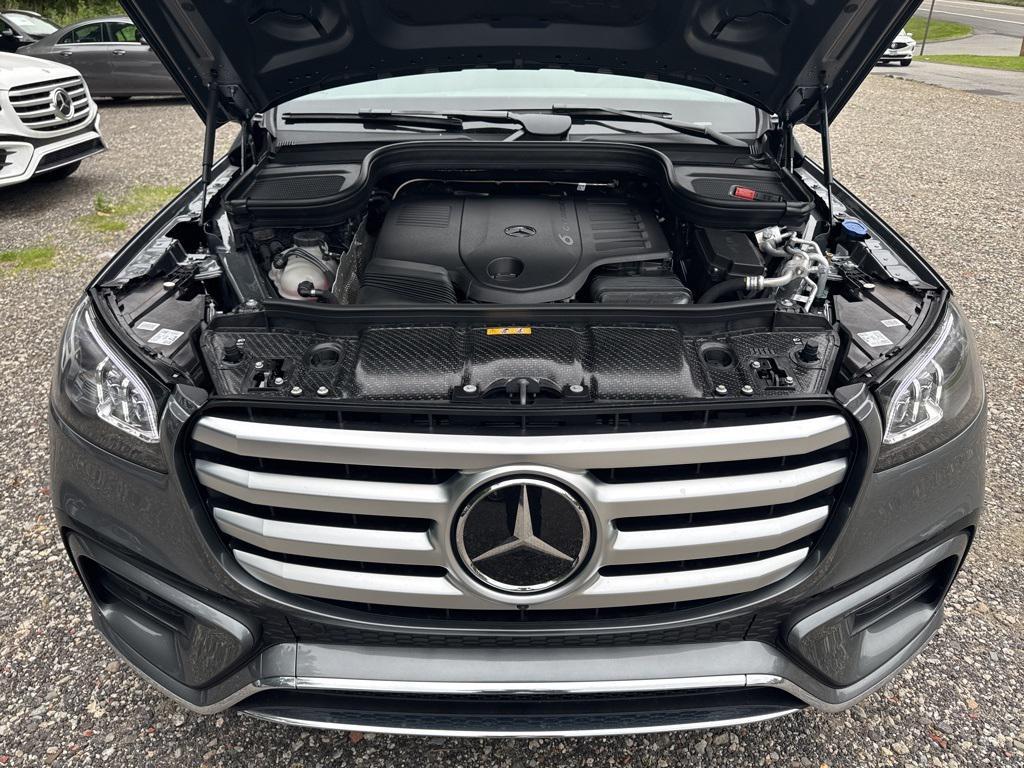 new 2025 Mercedes-Benz GLS 450 car, priced at $95,795