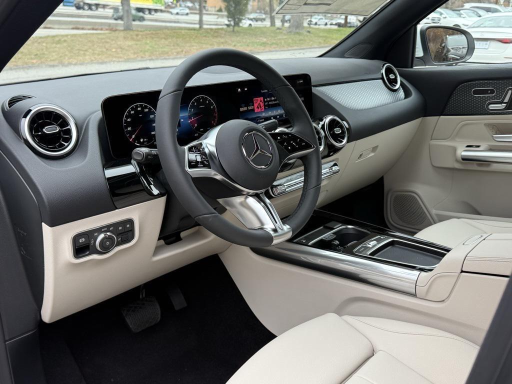 new 2026 Mercedes-Benz GLA 250 car, priced at $45,250