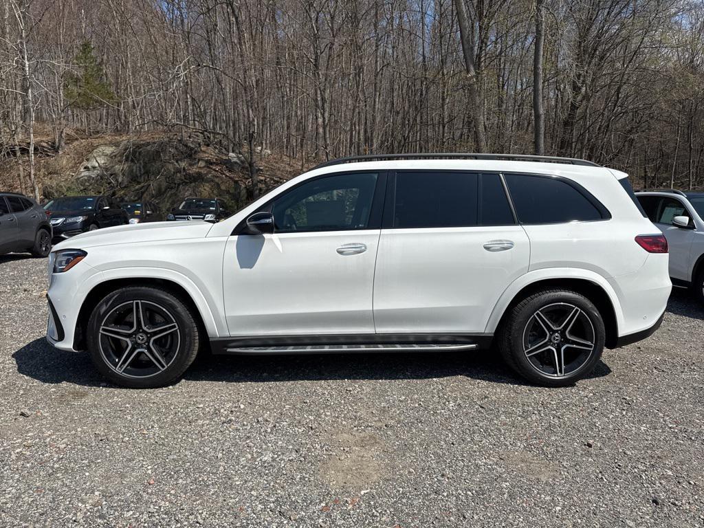 new 2025 Mercedes-Benz GLS 450 car, priced at $96,075