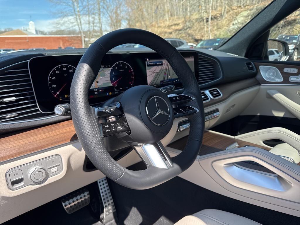new 2025 Mercedes-Benz GLS 450 car, priced at $96,075