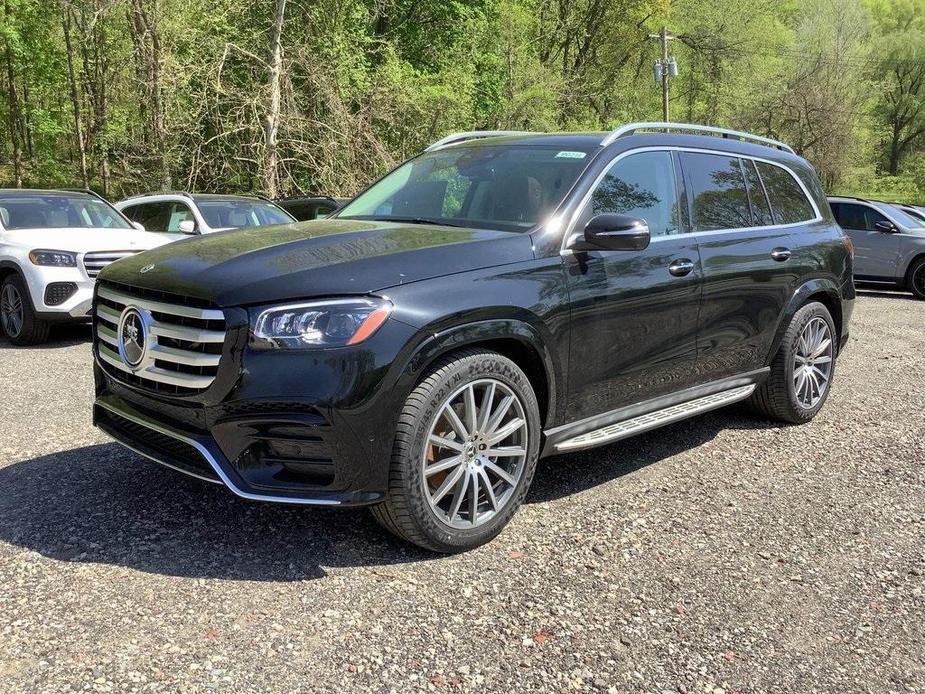 new 2024 Mercedes-Benz GLS 580 car, priced at $116,520