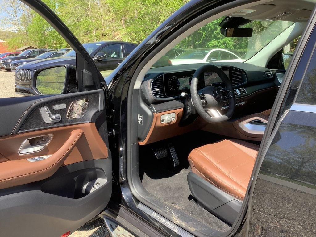 used 2024 Mercedes-Benz GLS 580 car, priced at $93,799