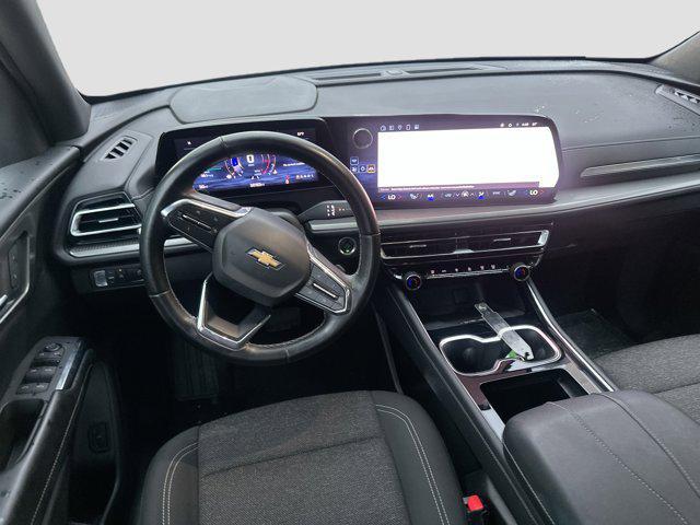 used 2024 Chevrolet Traverse car, priced at $31,329