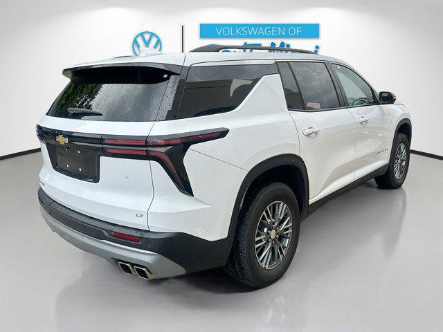 used 2024 Chevrolet Traverse car, priced at $32,784
